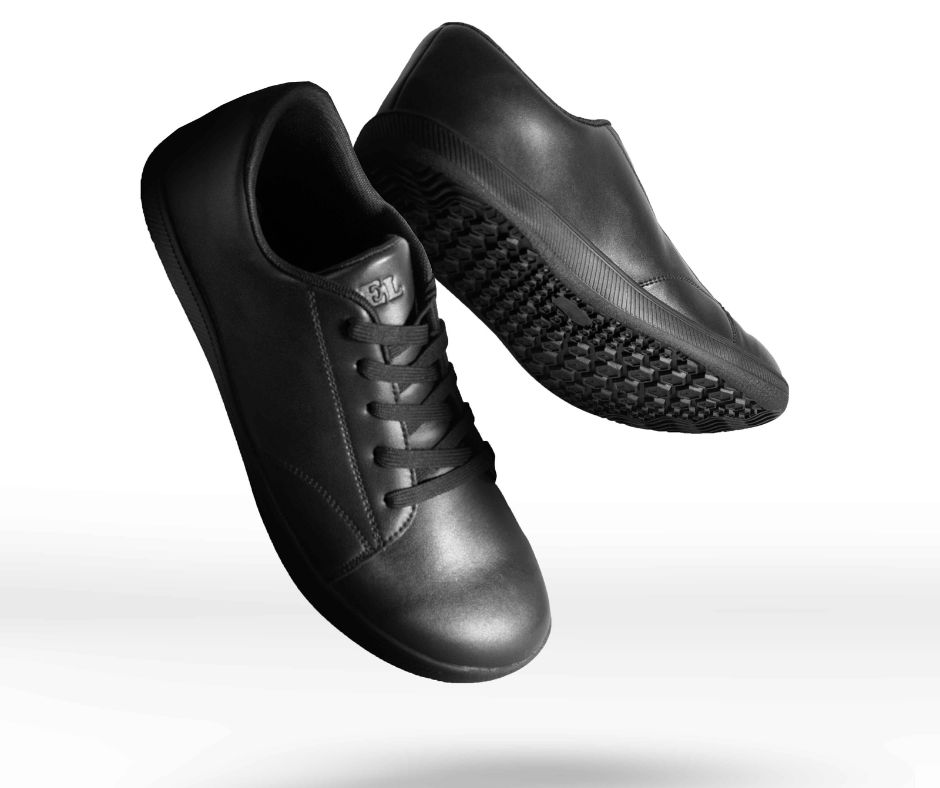 Čierne barefoot topánky Mitochondriak, produktová fotka