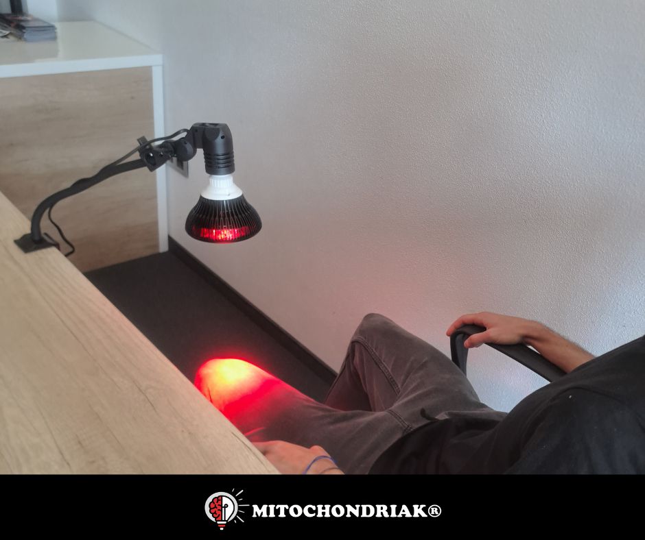 Infralampa infražiarovka terapia kolena červeným svetlom doma